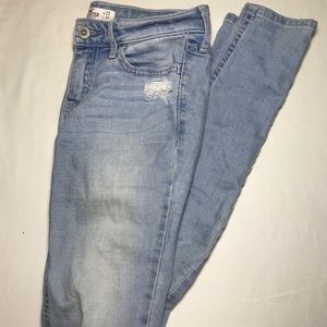 Hollister skinny ripped jeans